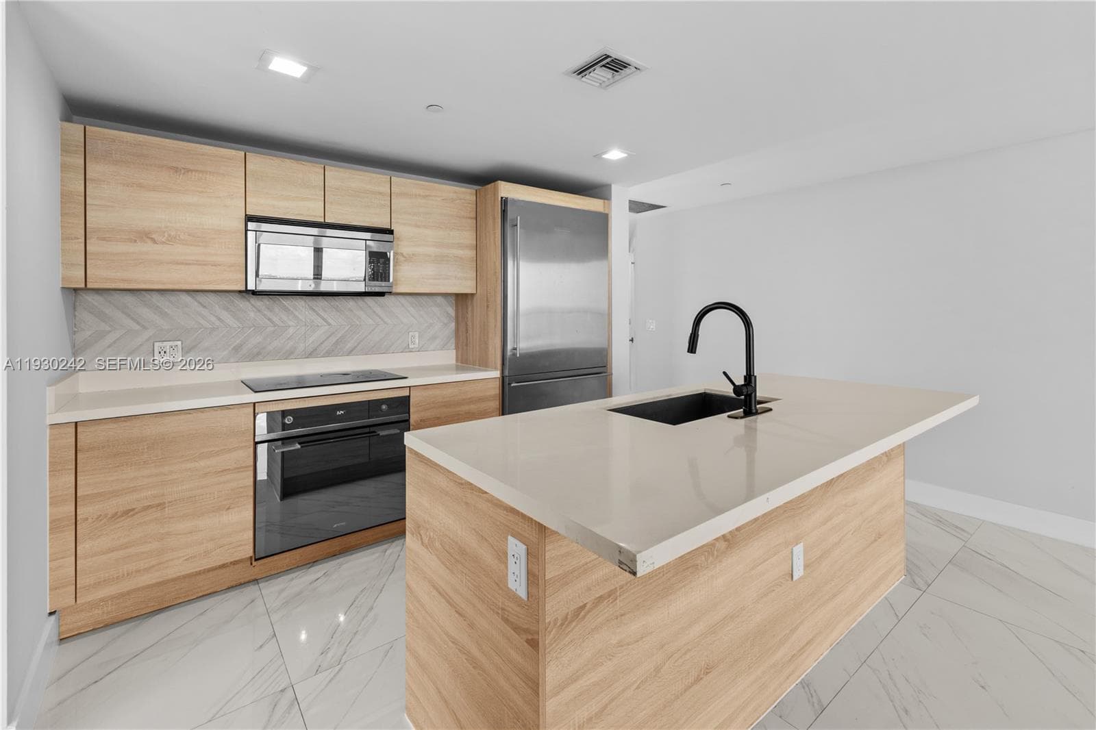 THE HARBOUR · #2907 in North Miami Beach - Photo 18