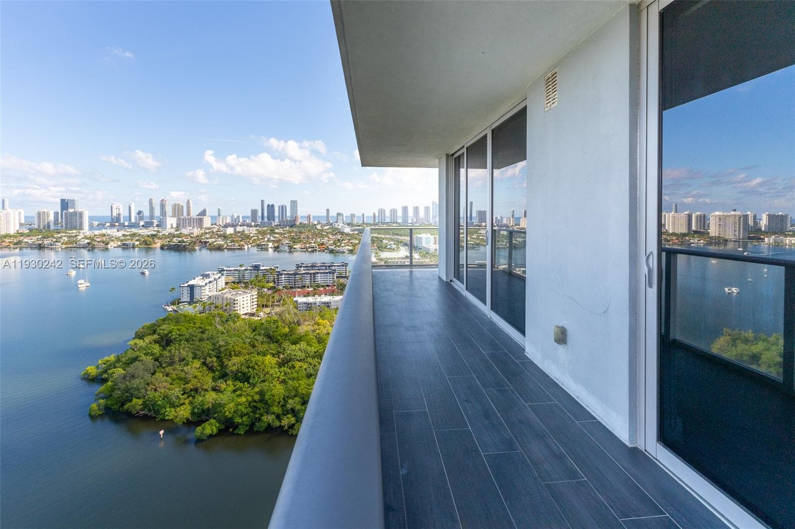 THE HARBOUR · #2907 in North Miami Beach - Photo 11