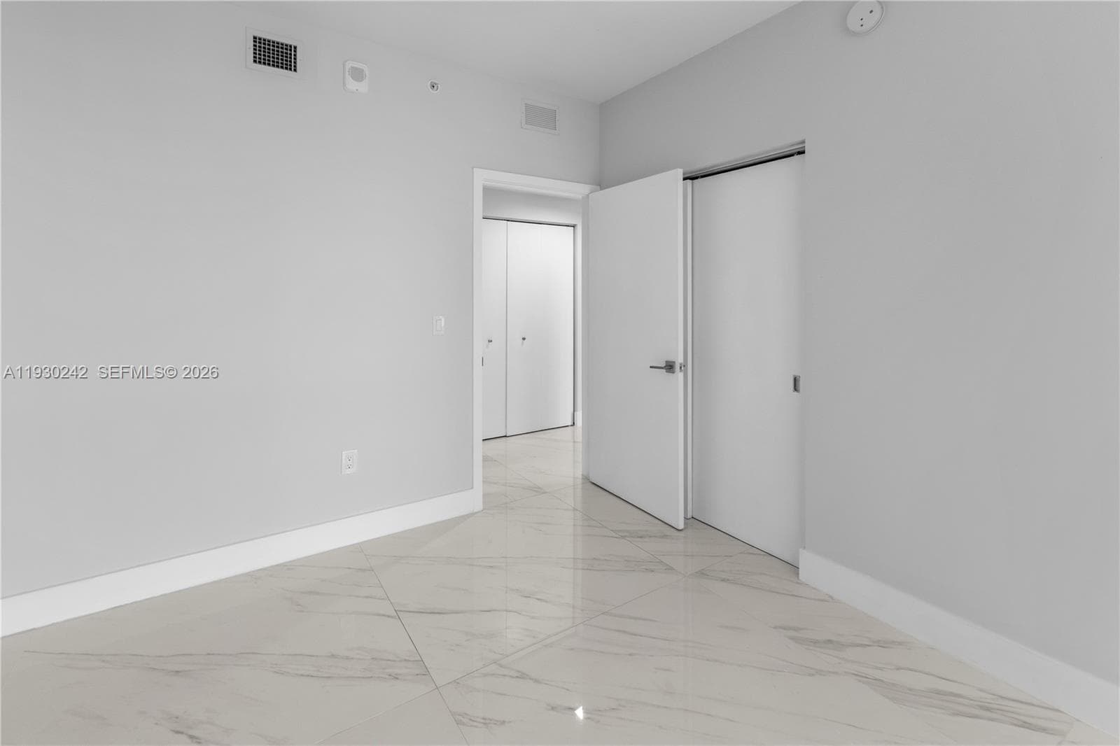 THE HARBOUR · #2907 in North Miami Beach - Photo 39