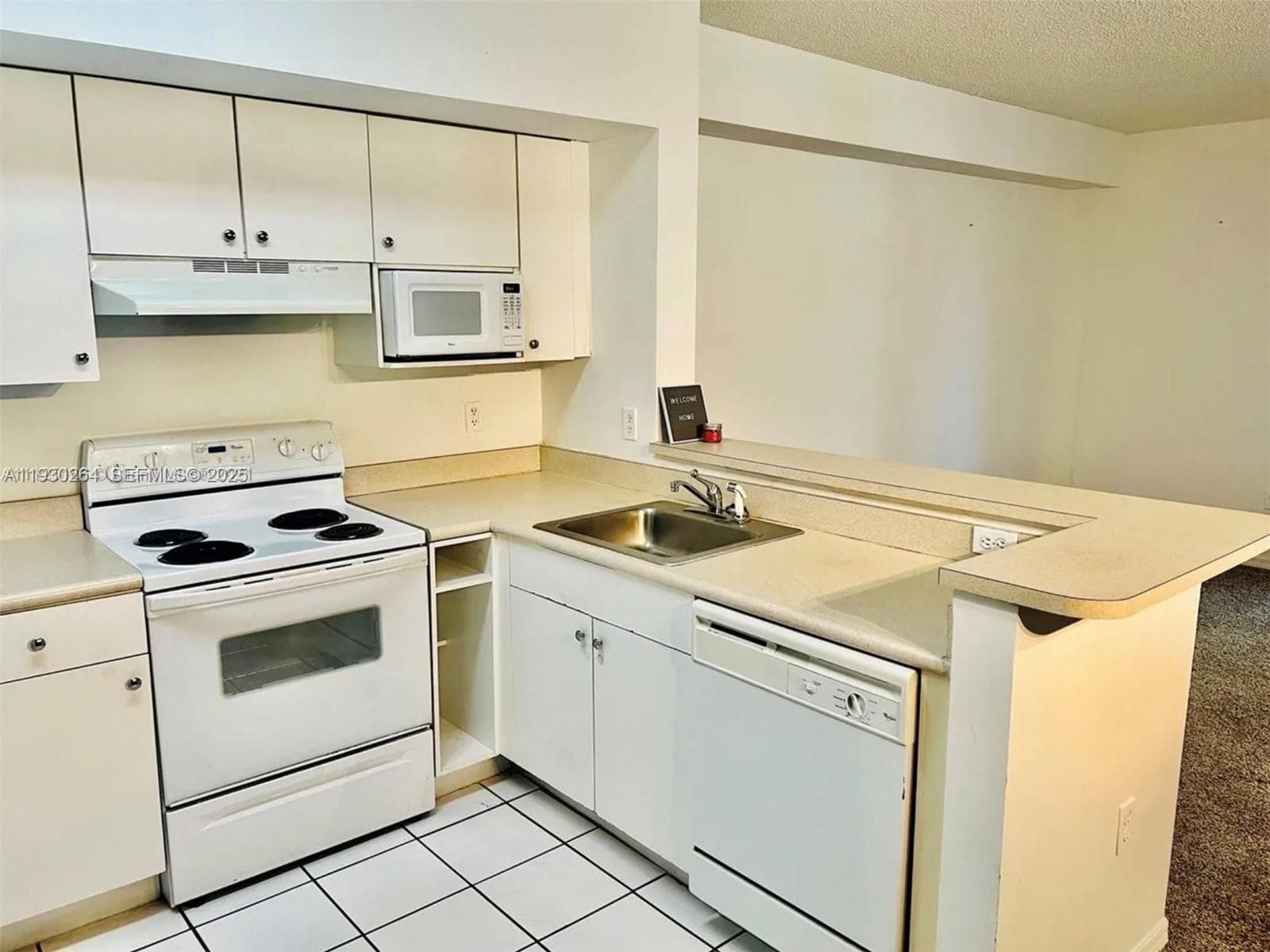 BLUE LAGOON CONDO · #416 in Miami - Photo 8