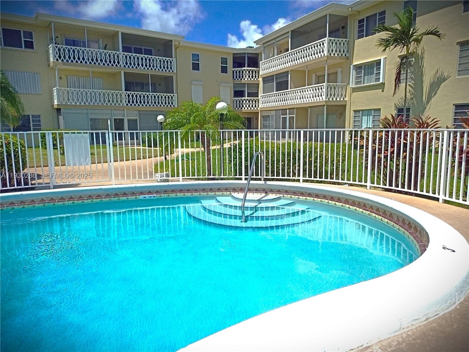 CRYSTAL COVE CONDO · #3C in Hallandale Beach - Photo 23
