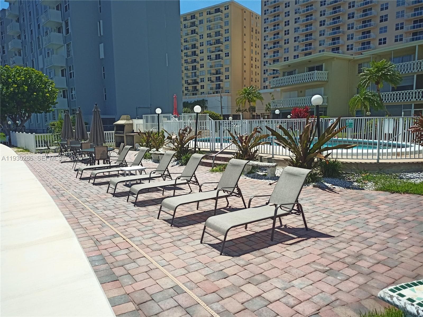CRYSTAL COVE CONDO · #3C in Hallandale Beach - Photo 32