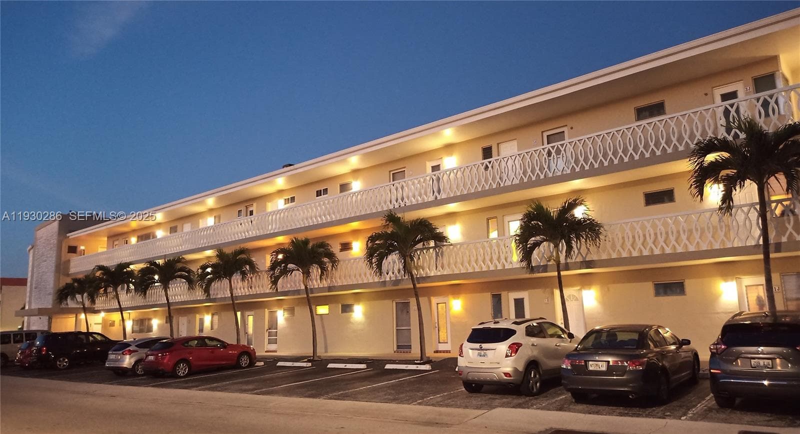 CRYSTAL COVE CONDO · #3C in Hallandale Beach - Photo 38