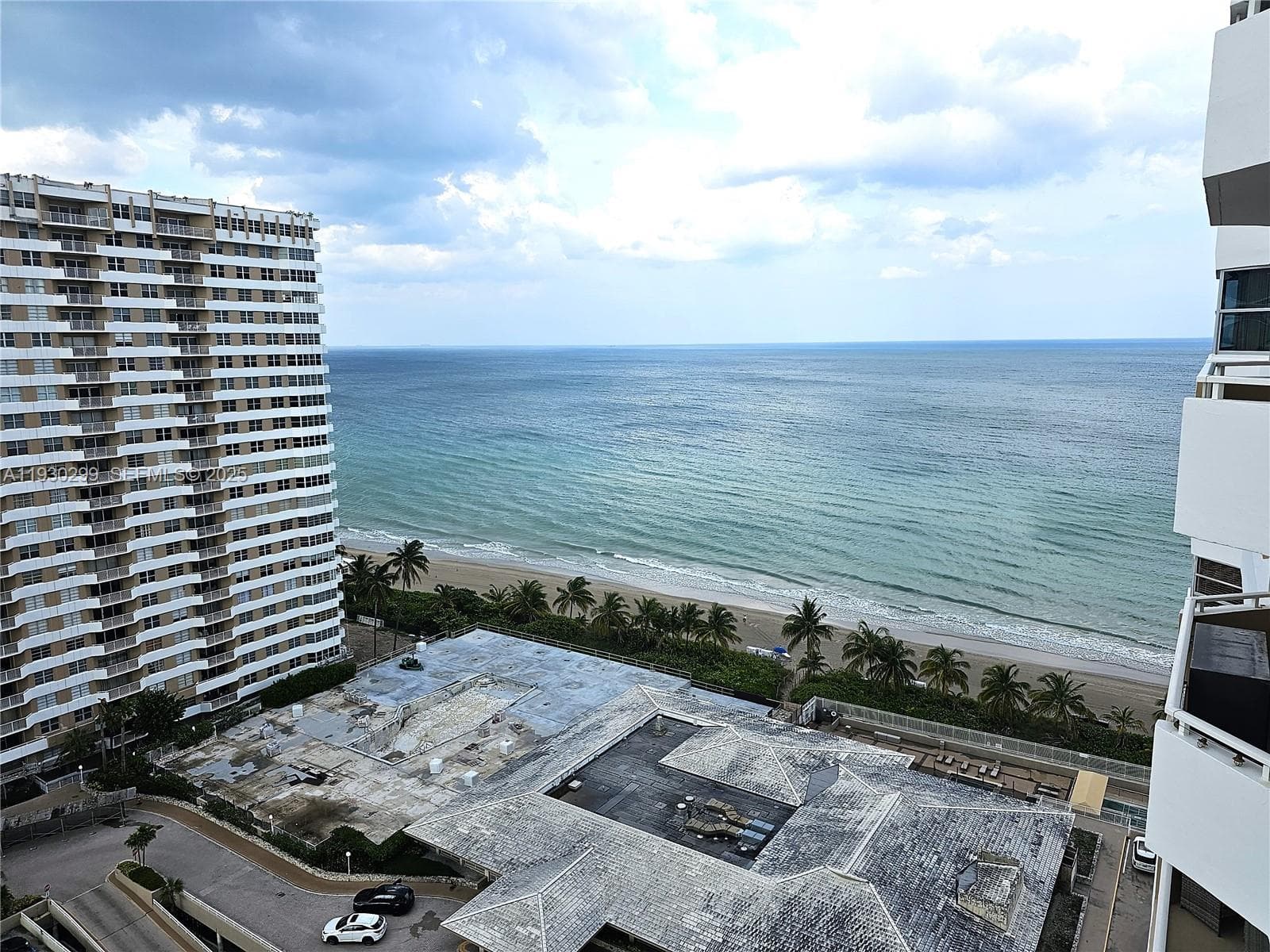 HEMISPHERES CONDO · #18B in Hallandale Beach - Photo 1