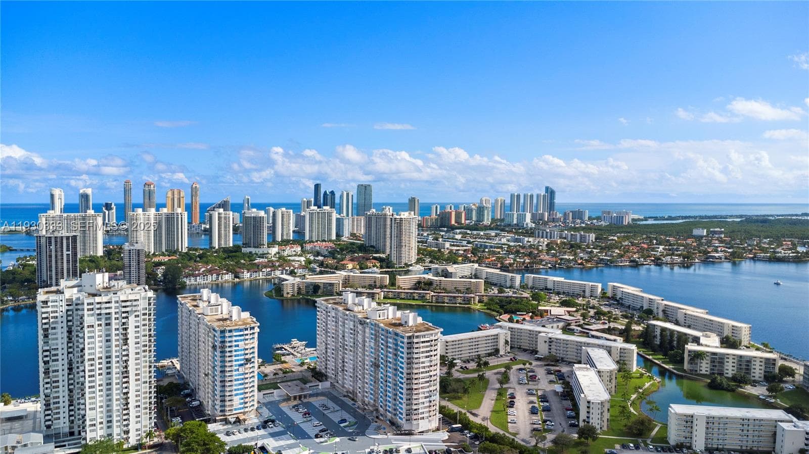 Del Prado · #PH01 in Aventura - Photo 28