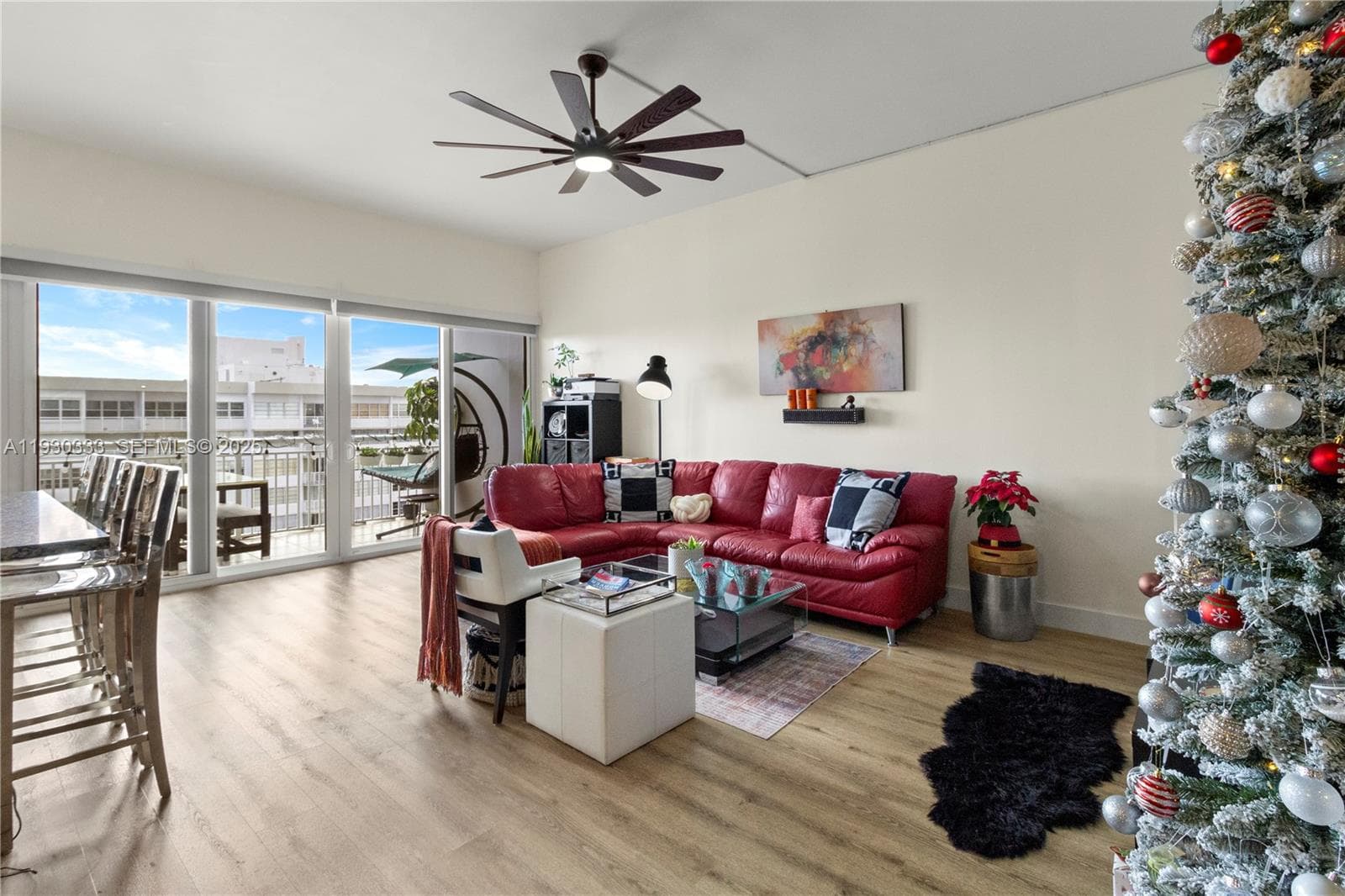 Del Prado · #PH01 in Aventura - Photo 11