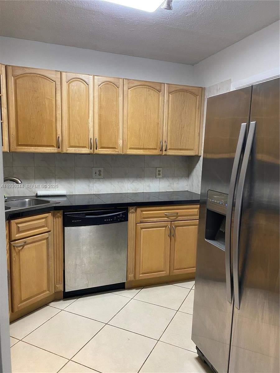 IMPERIAL TOWERS NORTH CON · #741 in Hallandale Beach - Photo 10