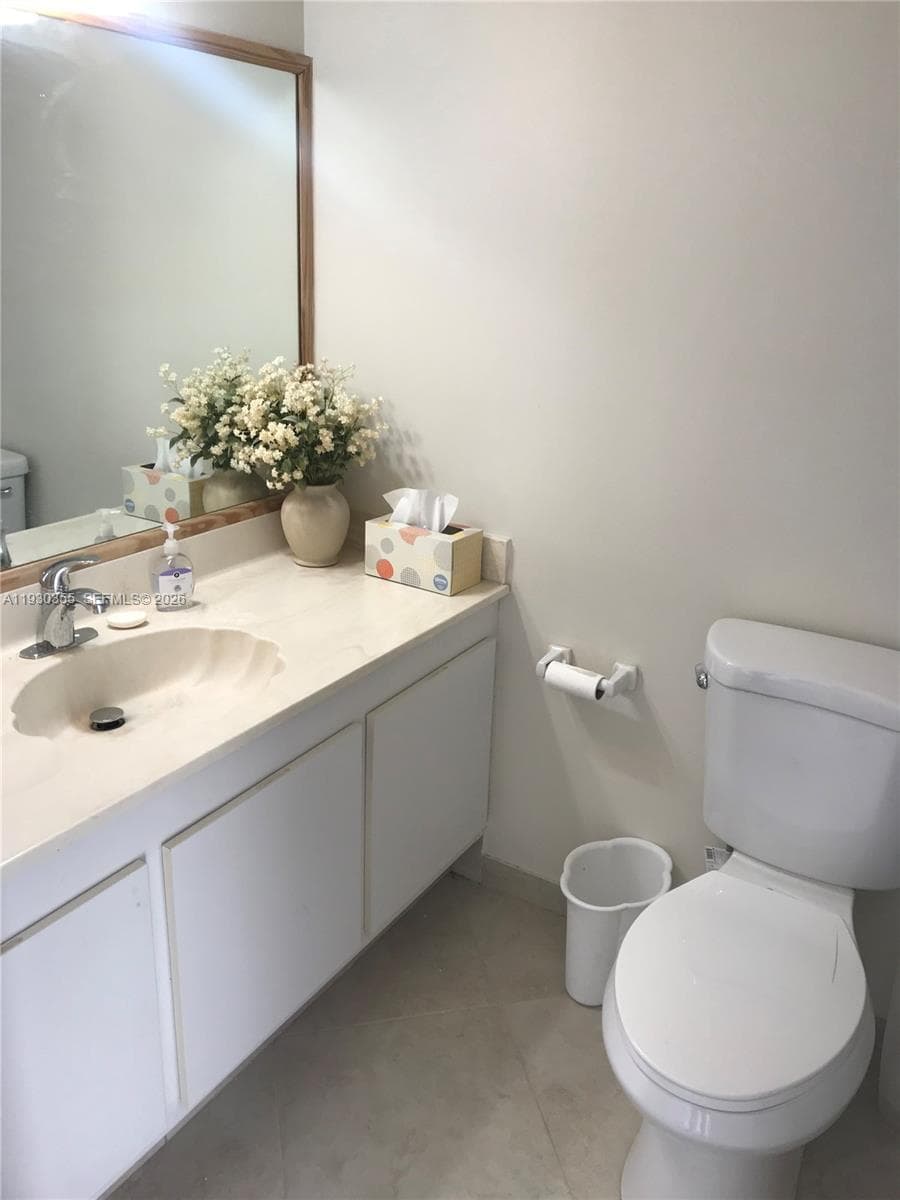 TOWER AT BISCAYNE COVE CO · #2604 in Aventura - Photo 12