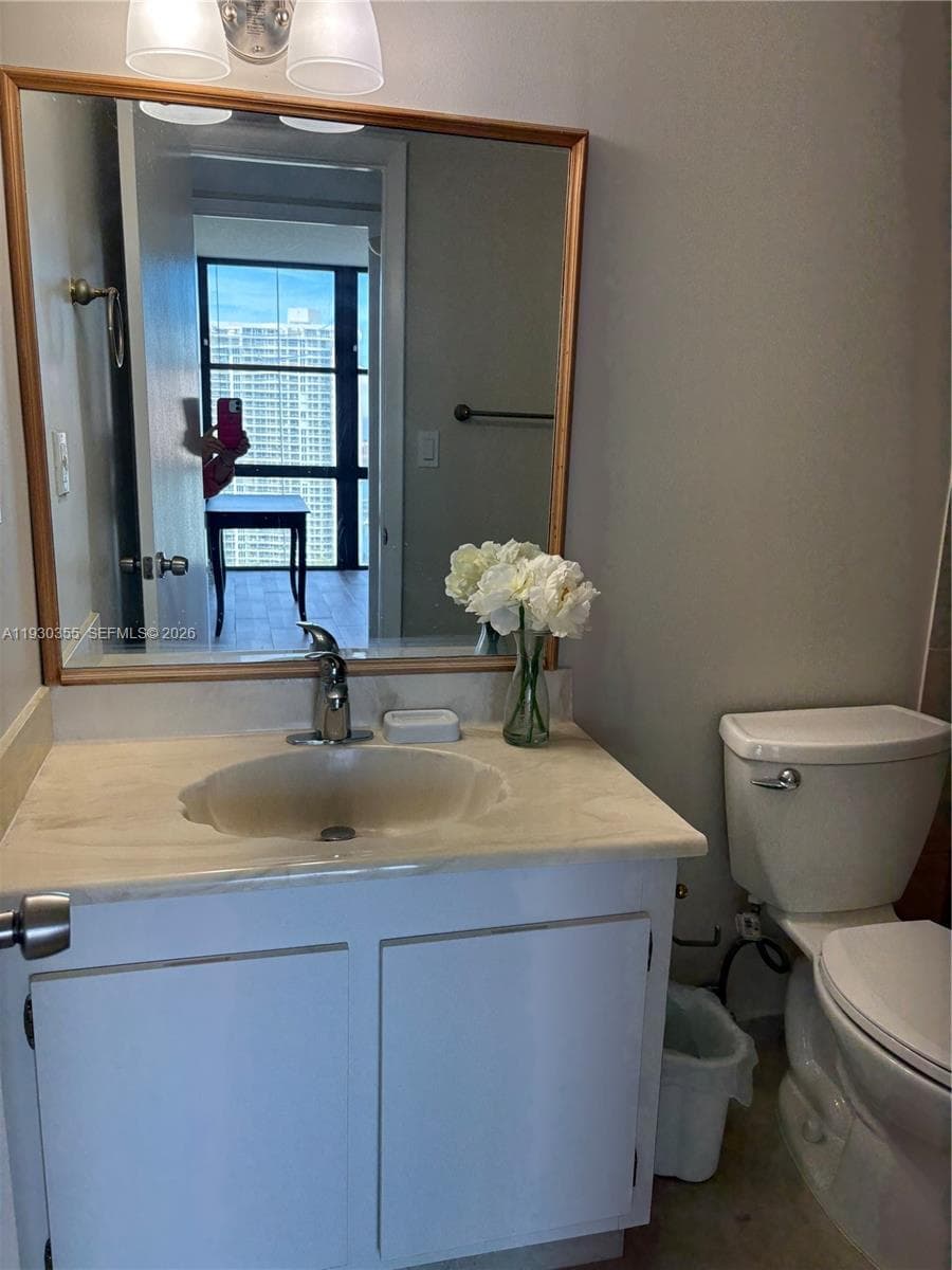 2nd Bathroom