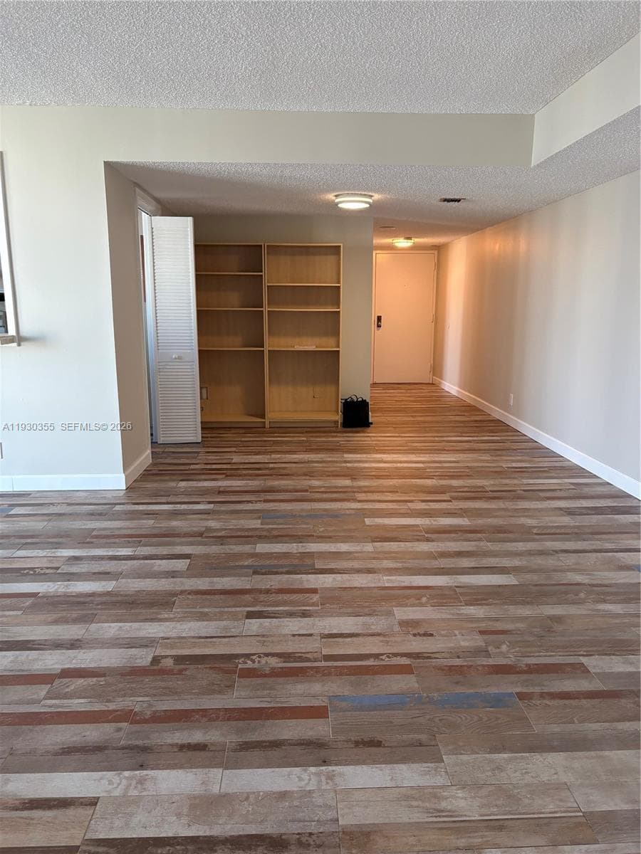 Dinning Room& L Room