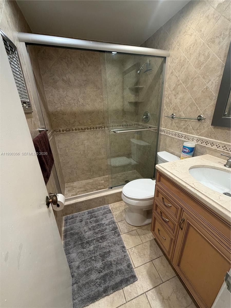 ENVOY NORTH CONDO · #302 in Hallandale Beach - Photo 12