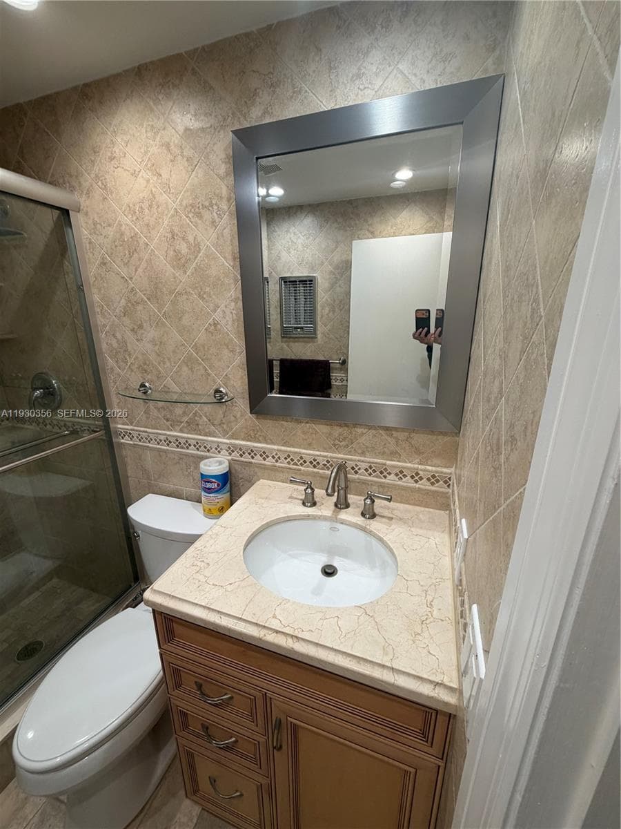 ENVOY NORTH CONDO · #302 in Hallandale Beach - Photo 15