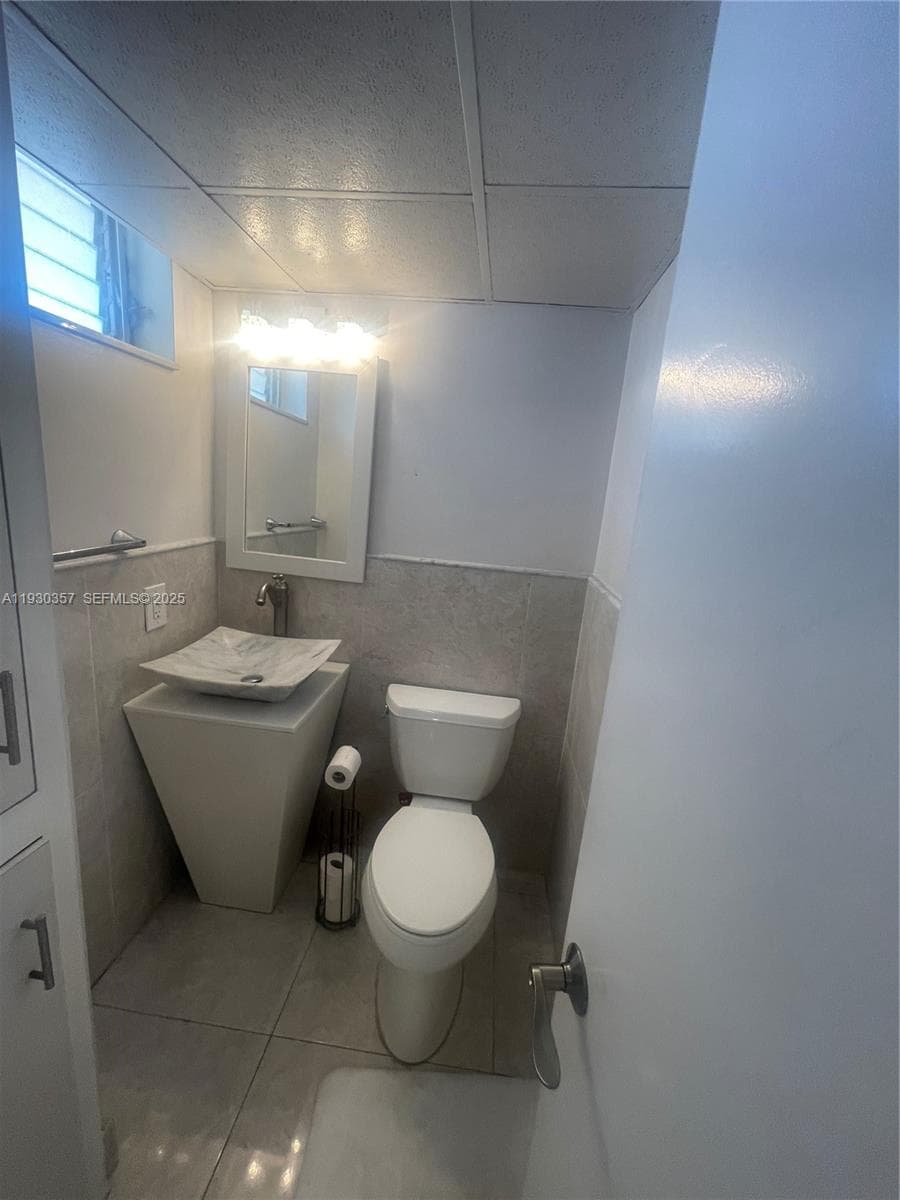 POINT EAST SEC III CONDO · #L404 in Aventura - Photo 10