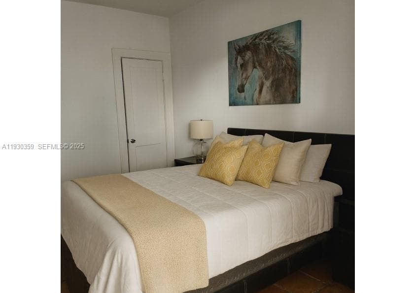 VENETIAN MANOR CONDO · #302 in Miami Beach - Photo 13