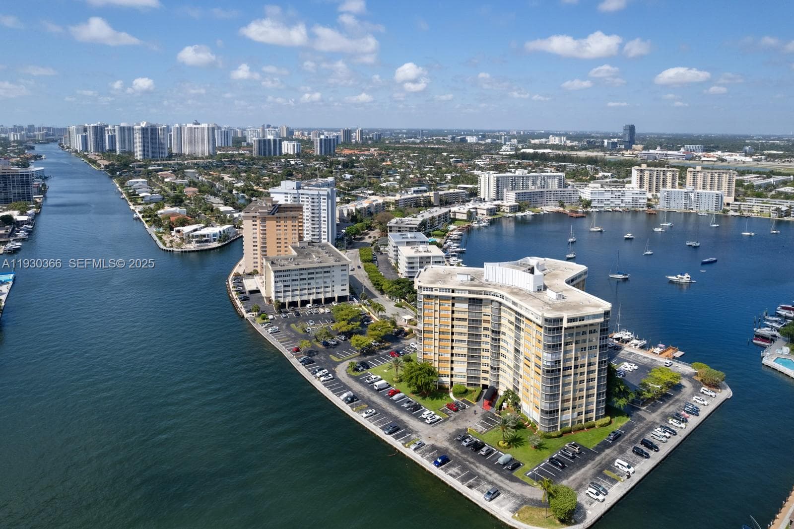LAKE POINT TOWER CONDOMIN · #101 in Hallandale Beach - Photo 16