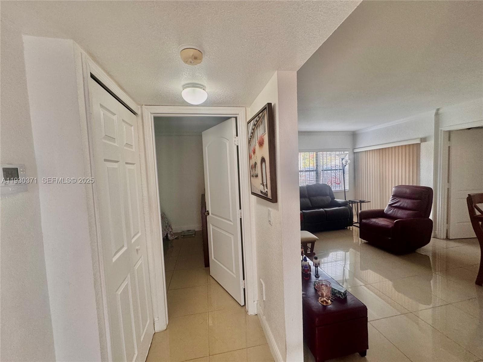 LAGO GRANDE · #44-13 in Hialeah - Photo 6