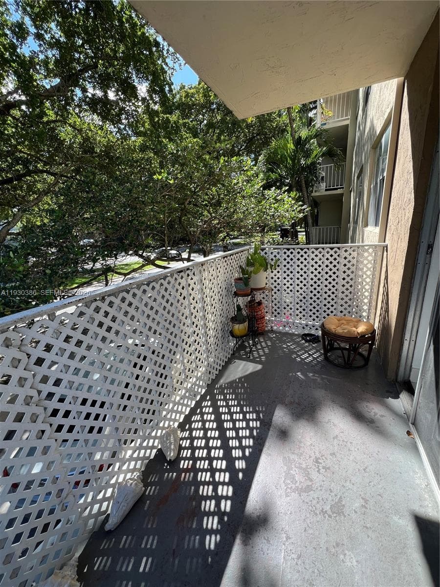 Bayview Palms · #233 in North Miami - Photo 12