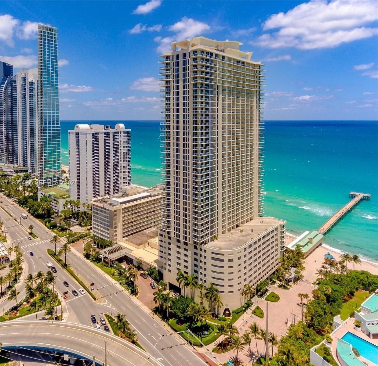 La Perla · #2407 in Sunny Isles Beach - Photo 1