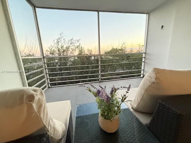 EASTERN SHORES WHITE HOUS · #506 in North Miami Beach - Photo 6
