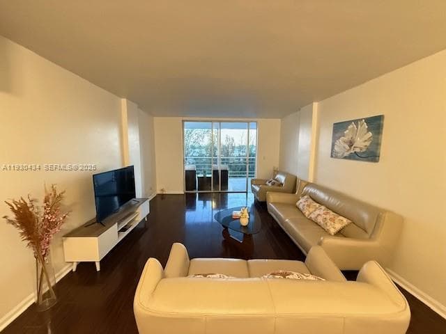 EASTERN SHORES WHITE HOUS · #506 in North Miami Beach - Photo 9