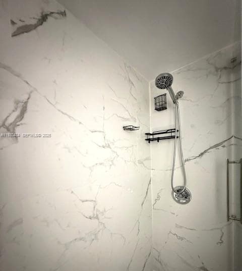 EASTERN SHORES WHITE HOUS · #506 in North Miami Beach - Photo 14