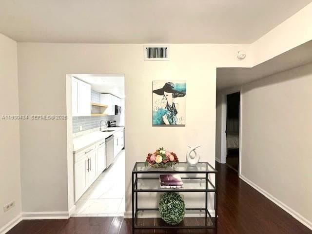 EASTERN SHORES WHITE HOUS · #506 in North Miami Beach - Photo 8