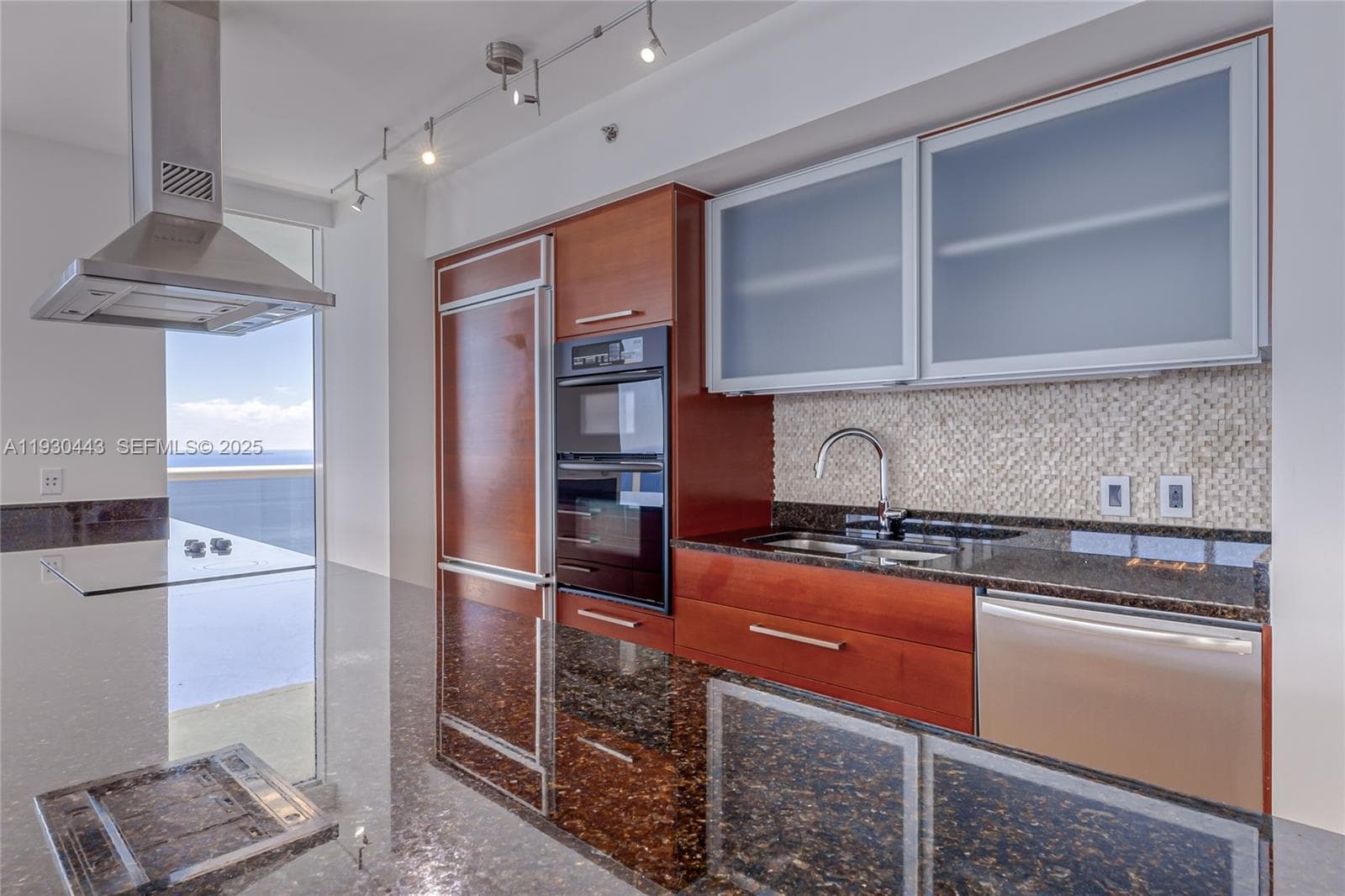 BEACH CLUB TWO · #4601 in Hallandale Beach - Photo 13