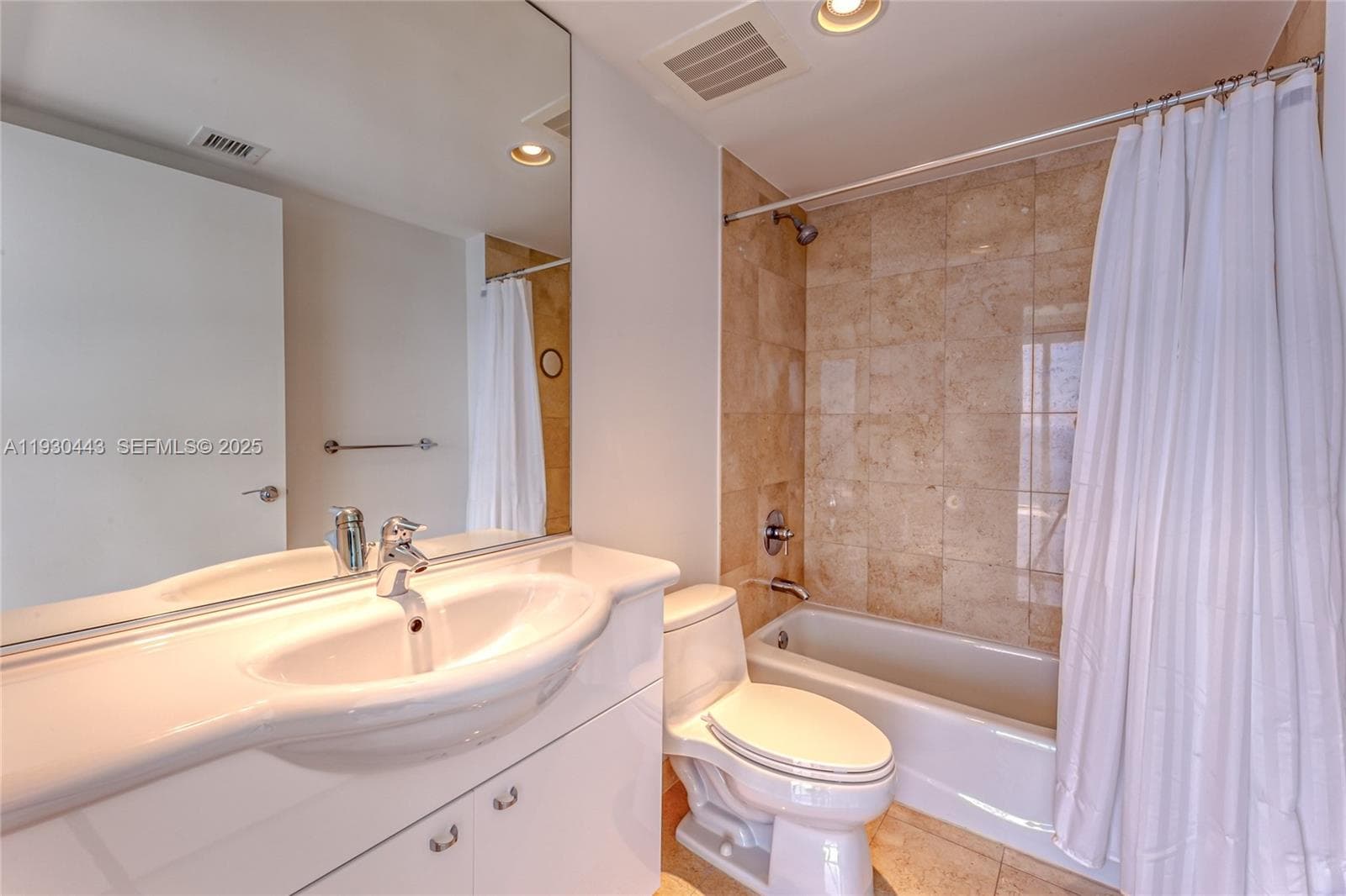 Guest Bathroom 1