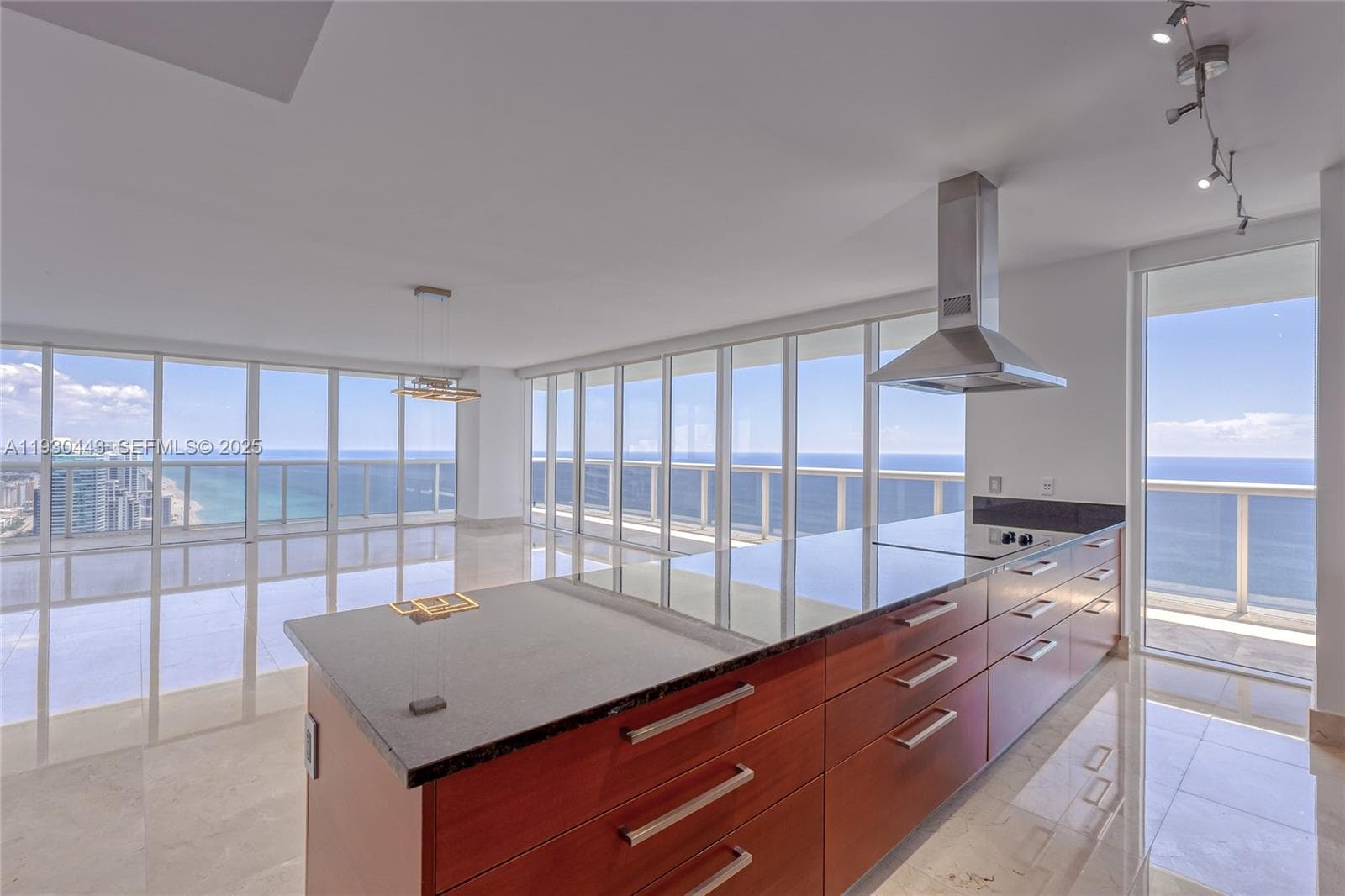 BEACH CLUB TWO · #4601 in Hallandale Beach - Photo 11