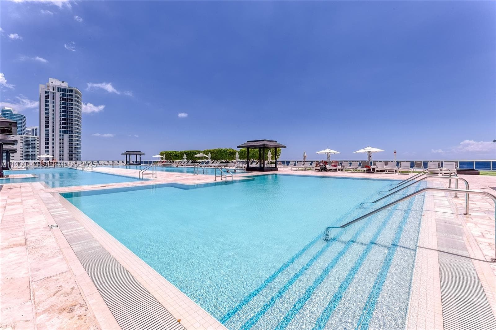BEACH CLUB TWO · #4601 in Hallandale Beach - Photo 4