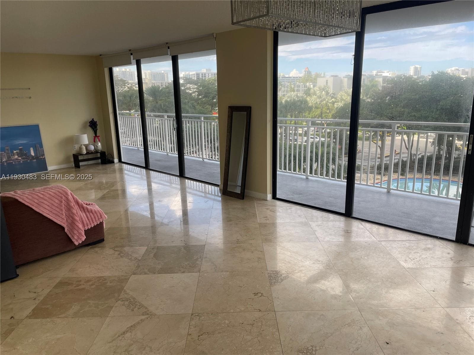 WINSTON TOWERS 600 CONDO · #419 in Sunny Isles Beach - Photo 4