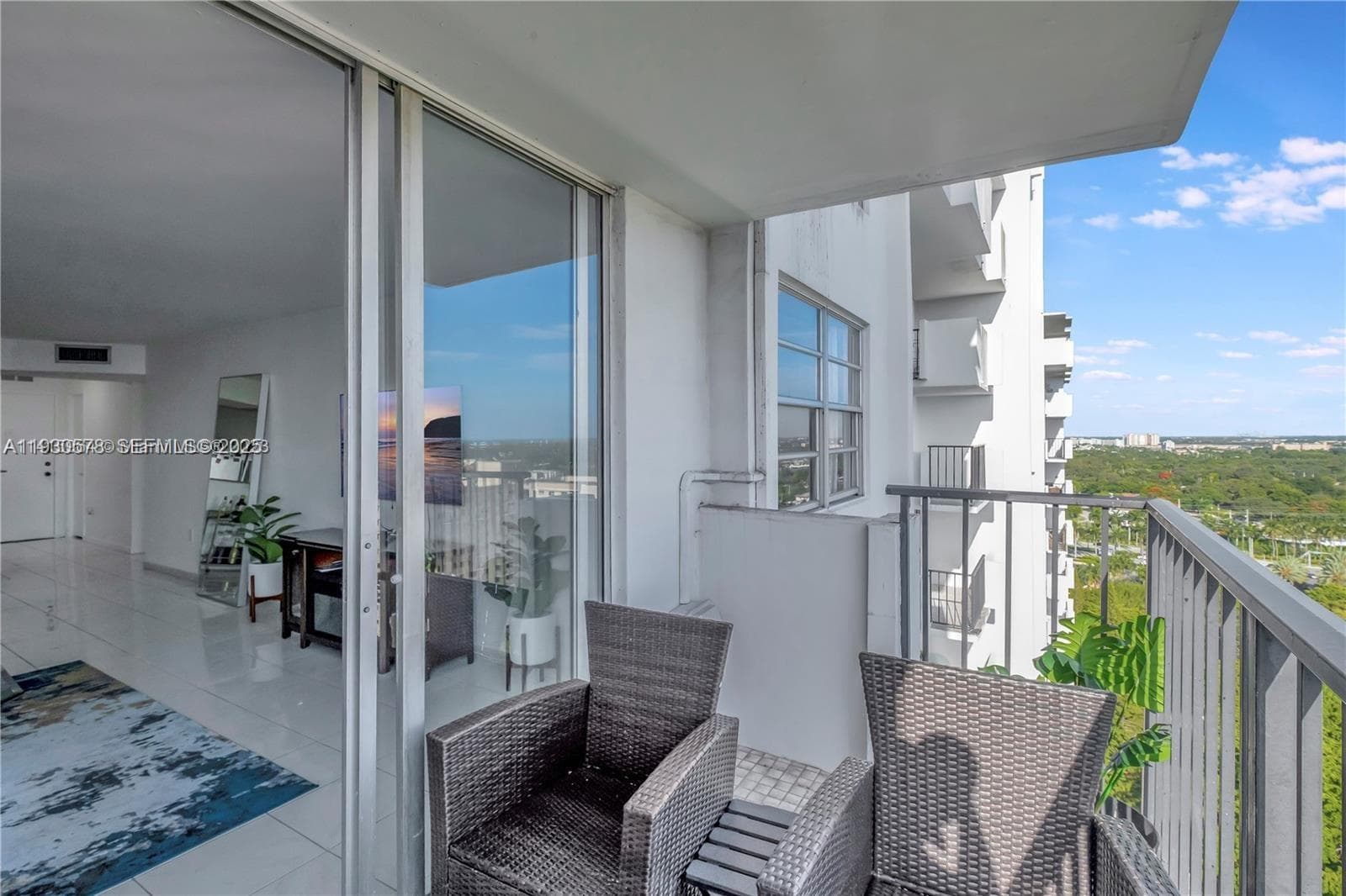COMMODORE PLAZA CONDO · #2011 in Aventura - Photo 14