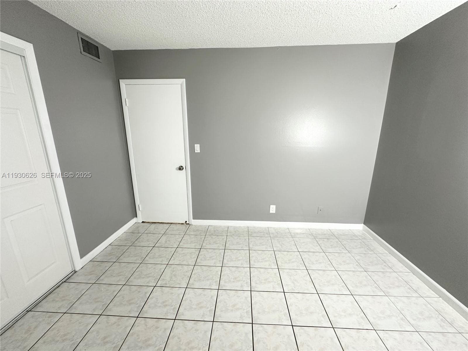 PARKSIDE TOWERS CONDO · #116 in Hallandale Beach - Photo 7