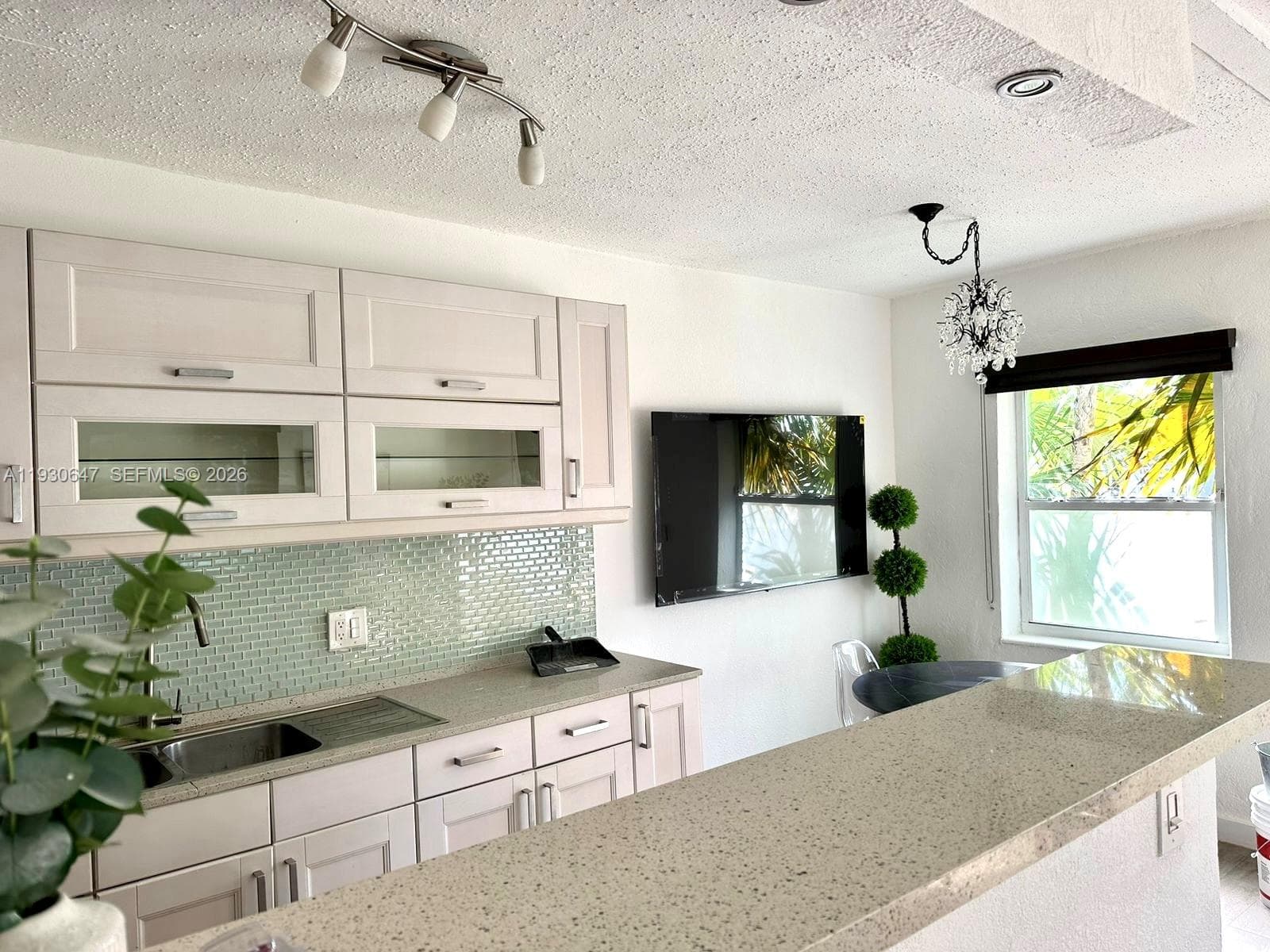 THE FRANCIS CONDO · #104 in Miami Beach - Photo 16