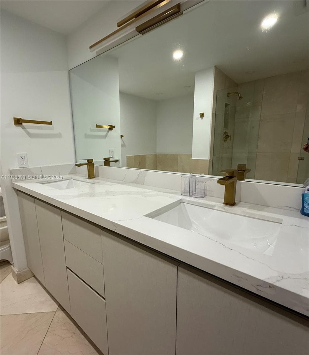 PORTSVIEW @ THE WATERWAYS · #713 in Aventura - Photo 7