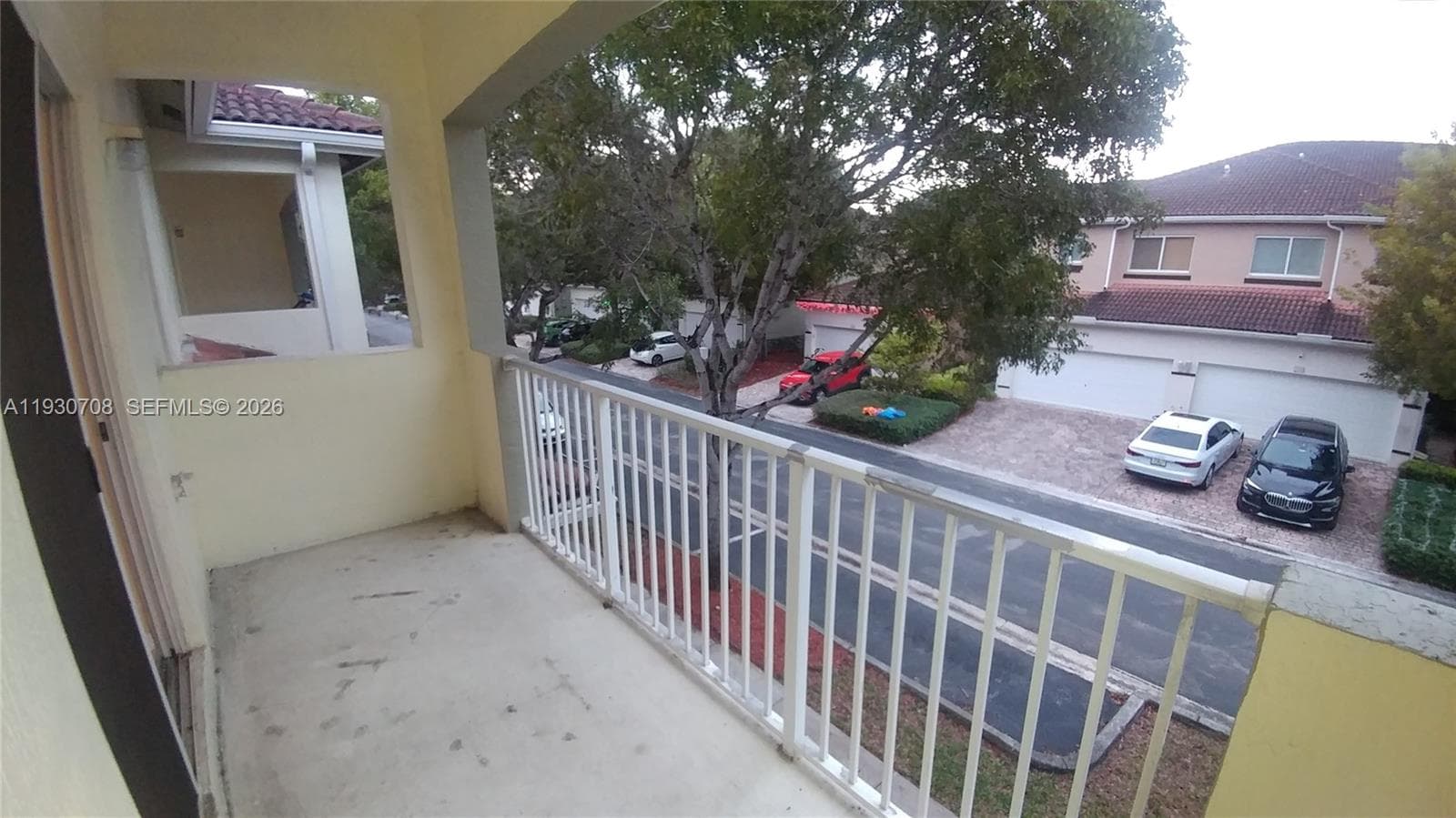 2452 SE 19th Ct photo 5