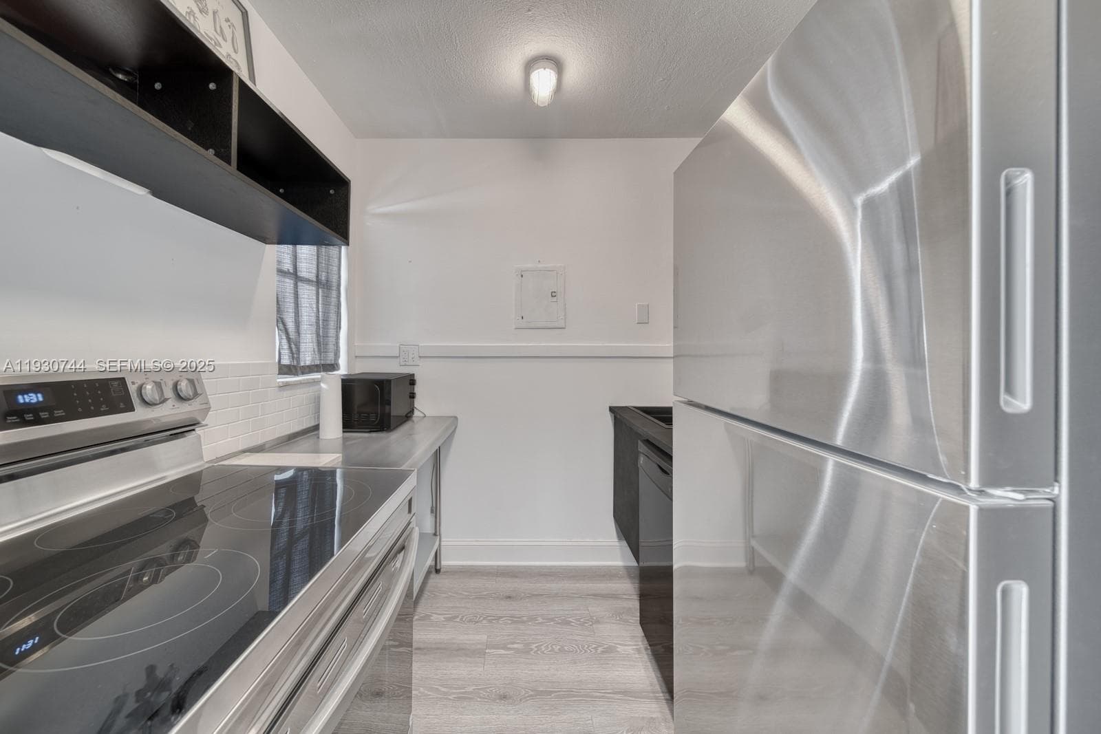 PENN PLAZA CONDO · #305 in Miami Beach - Photo 2