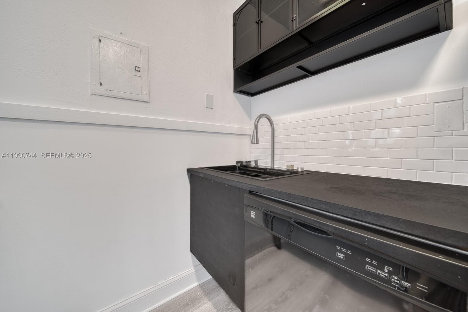 PENN PLAZA CONDO · #305 in Miami Beach - Photo 5