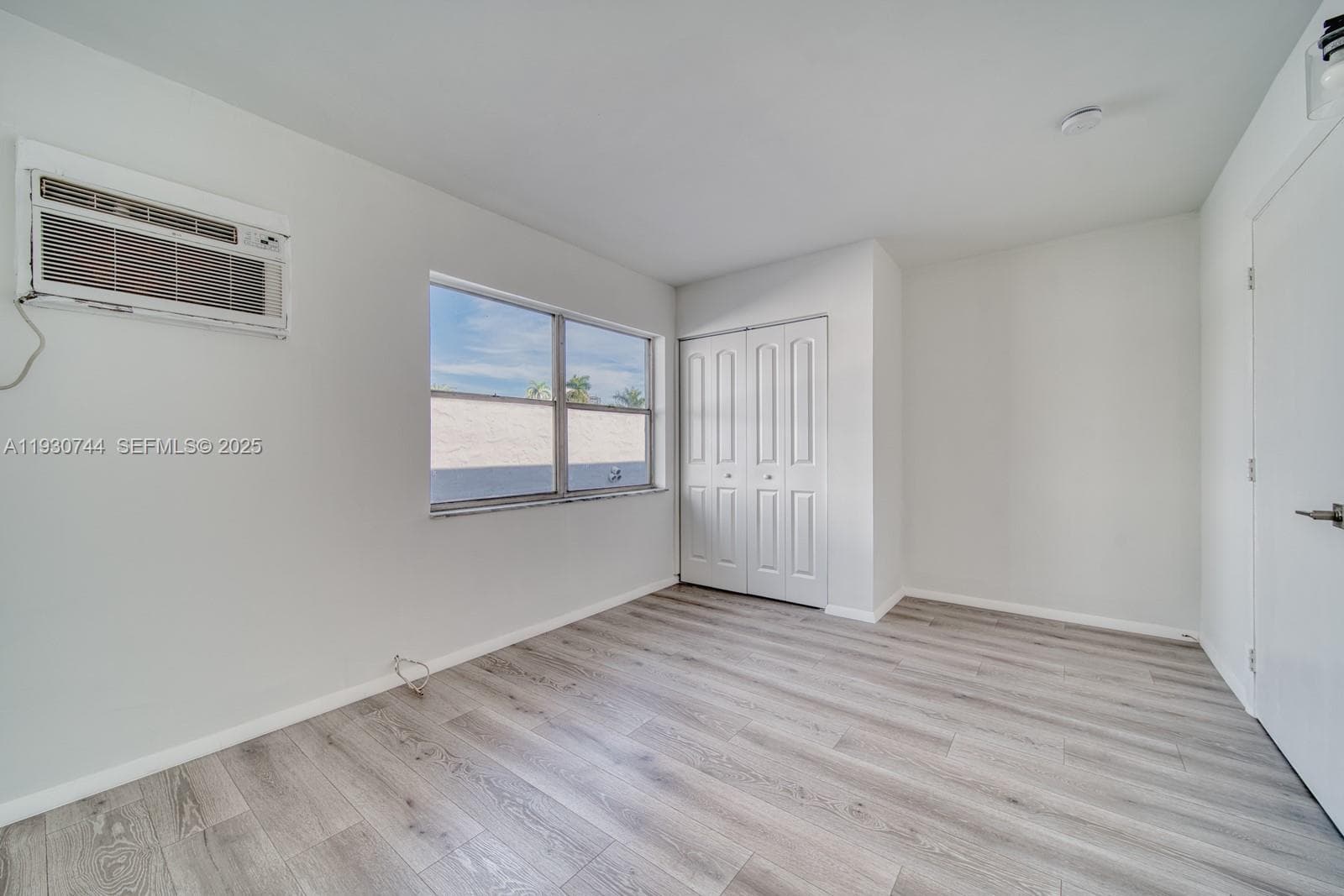 PENN PLAZA CONDO · #305 in Miami Beach - Photo 9