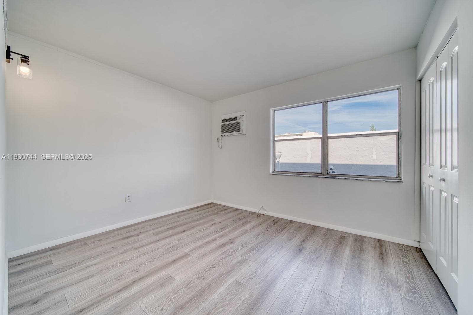 PENN PLAZA CONDO · #305 in Miami Beach - Photo 10