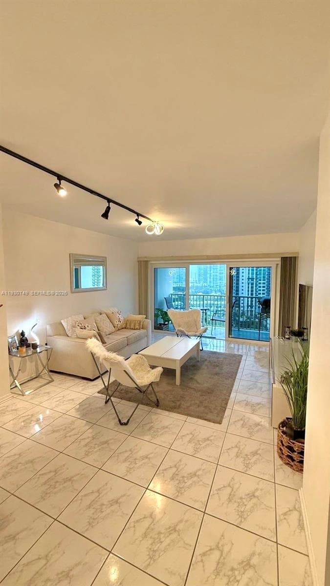 ARLEN HOUSE CONDO · #1603 in Sunny Isles Beach - Photo 5