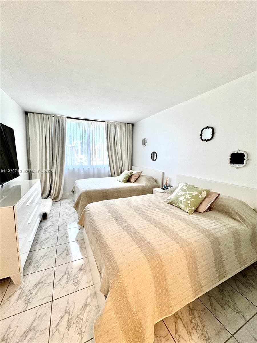 ARLEN HOUSE CONDO · #1603 in Sunny Isles Beach - Photo 14