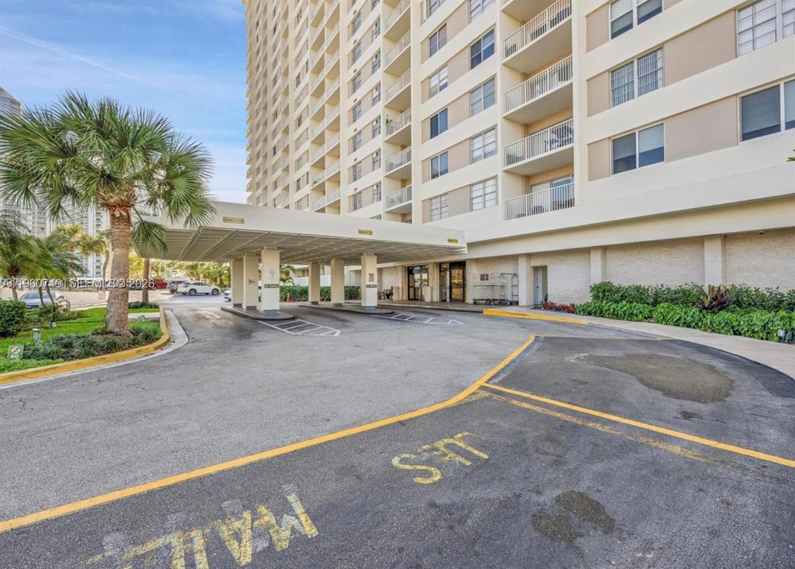ARLEN HOUSE CONDO · #1603 in Sunny Isles Beach - Photo 25