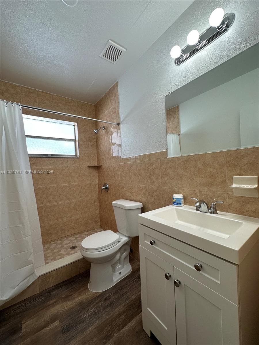 TOWN OF HALLANDALE B-13 · #C in Hallandale Beach - Photo 9