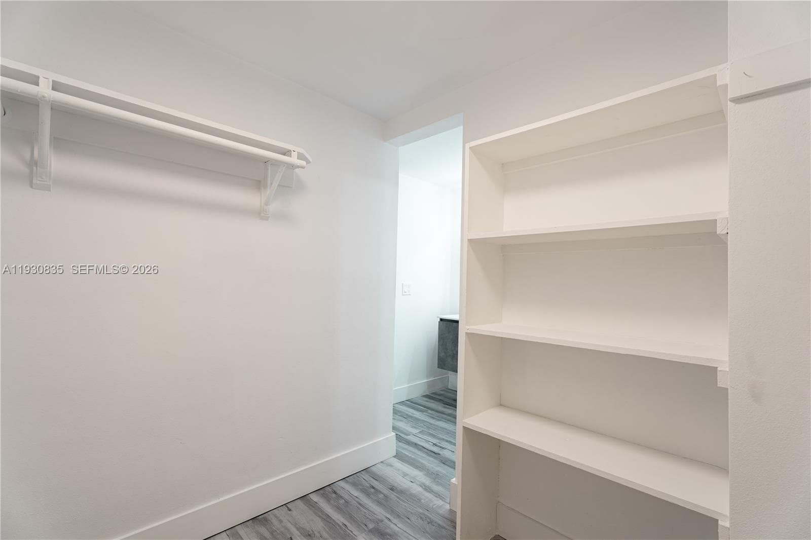EASTERN SHORES WHITE HOUS · #710 in North Miami Beach - Photo 9