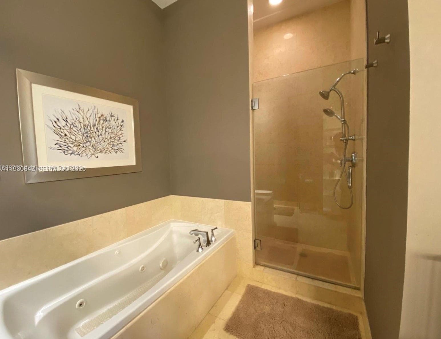TURNBERRY VLG NO TOWER CO · #114 in Aventura - Photo 26