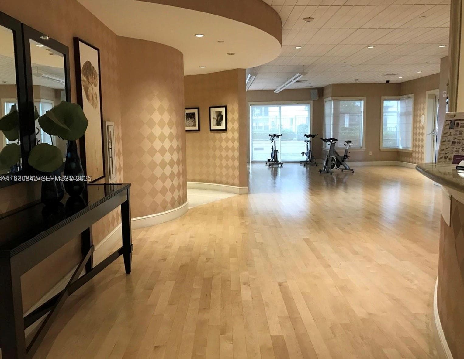 TURNBERRY VLG NO TOWER CO · #114 in Aventura - Photo 39