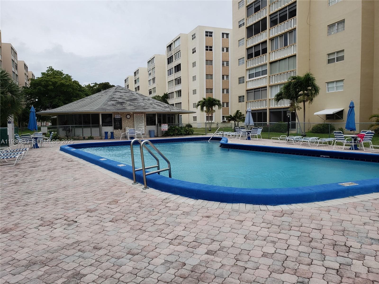 Meadowbrook · #205 in Hallandale Beach - Photo 14