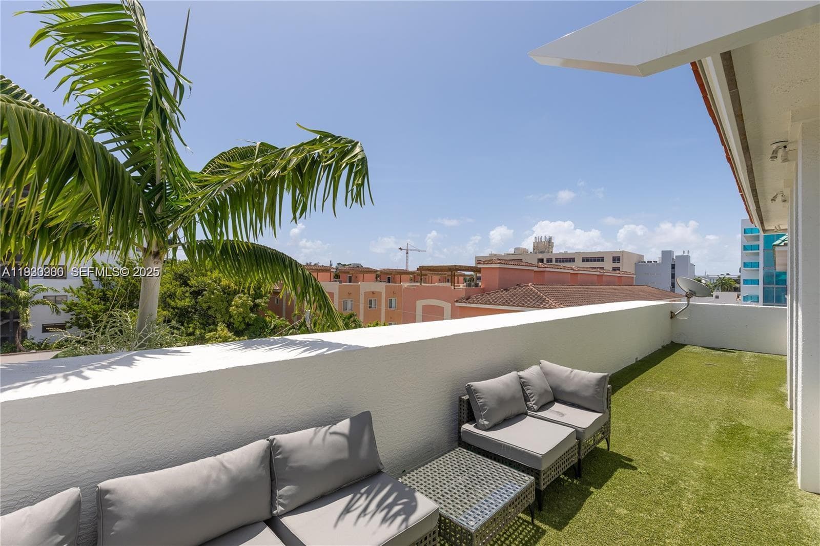 THE VILLAS AT BAY HARBOR · #10 in Bay Harbor Islands - Photo 27
