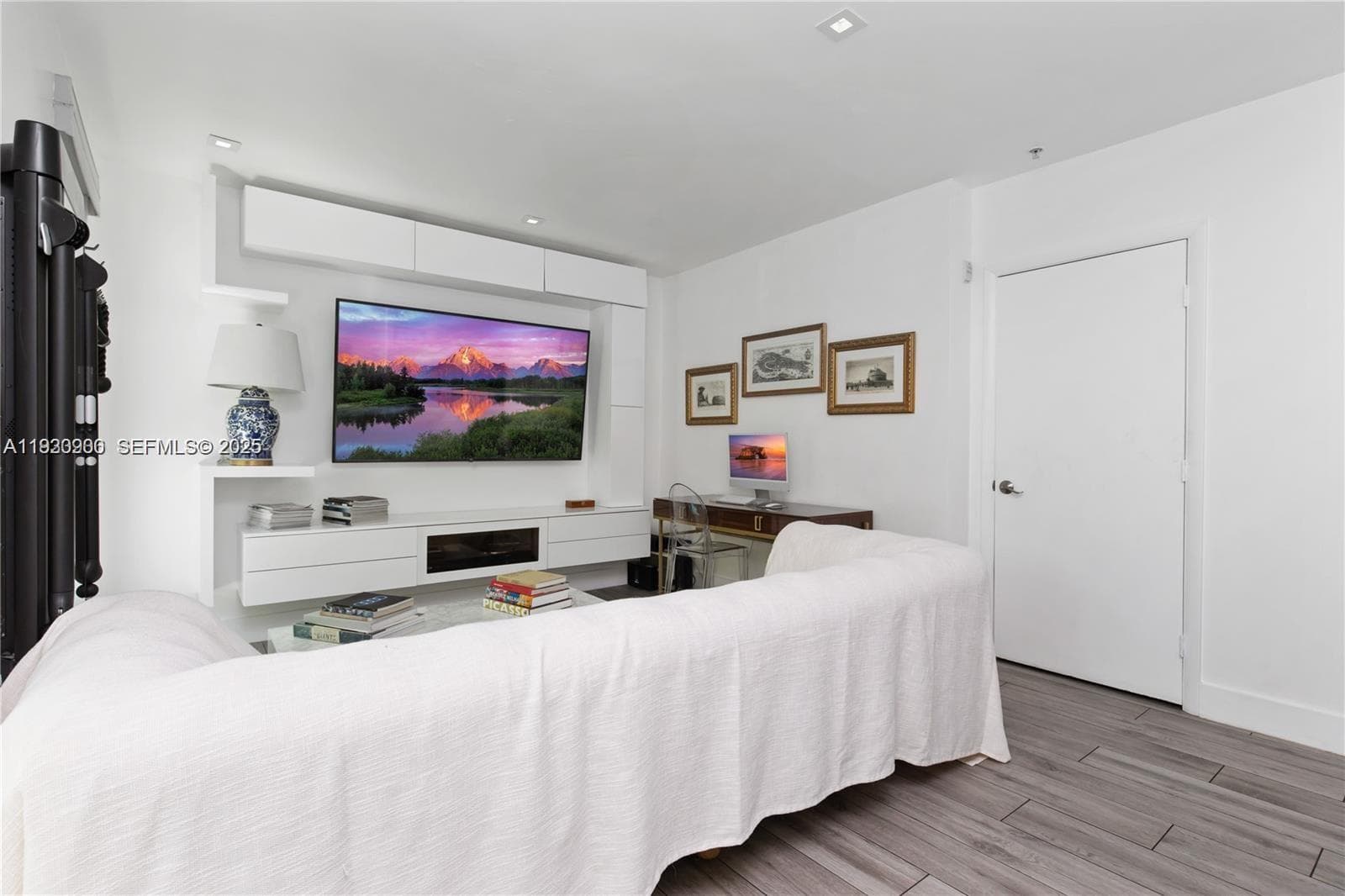THE VILLAS AT BAY HARBOR · #10 in Bay Harbor Islands - Photo 22